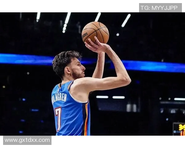 切特霍姆格伦的崛起之路探索未来篮球新星的潜力与挑战 切特霍姆格伦的崛起之路探索未来篮球新星的潜力与挑战