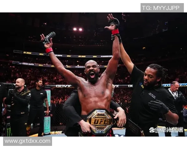 琼斯的传奇人生与事业发展探秘：从平凡到卓越的奋斗历程