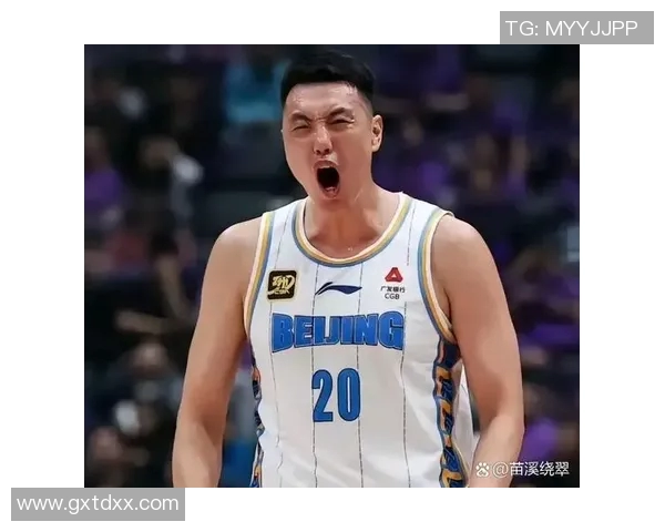 翟晓川：从篮球场上的拼搏者到生活中的追梦人，展现不一样的精彩人生