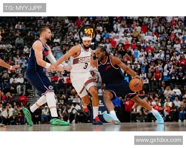 勇士与快船激战高清回放精彩瞬间尽在眼前