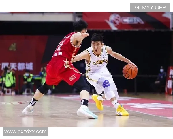 孙铭徽：从青年才俊到篮球赛场的领军人物之路探秘