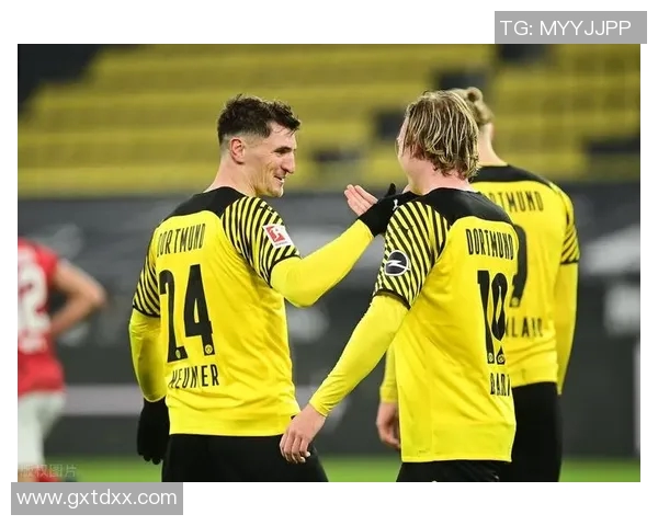 科隆与圣保利激战成和比分揭晓精彩瞬间回顾