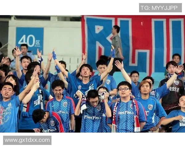 精彩对决现场直播伊朗与日本足球赛全程回顾与分析