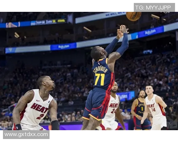 2018年NBA勇士与活塞精彩对决回顾与赛后分析