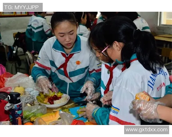 余嘉豪的成长之路:从少年天才到篮球场上的璀璨明星 余嘉豪的成长之路:从少年天才到篮球场上的璀璨明星