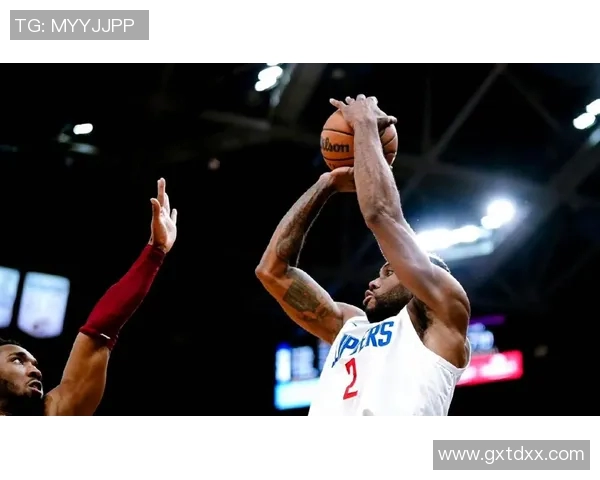 勇士与快船激战13-14赛季回顾精彩瞬间与关键时刻分析