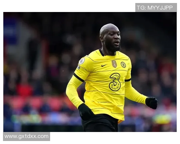 卢卡库的足球之路：从天才少年到世界级前锋的传奇旅程