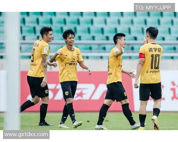 广州足球队荣登足球比赛经验排行榜第三位引发热议 广州足球队荣登足球比赛经验排行榜第三位引发热议