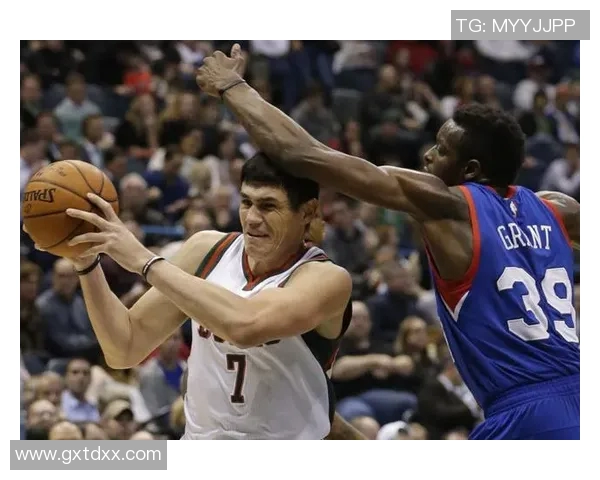 杰拉米格兰特的篮球之路与成长历程揭秘