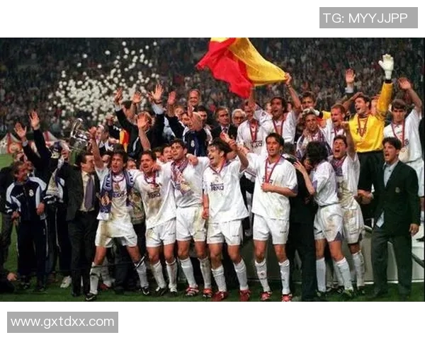 欧冠门票系统瘫痪数万球迷排队12小时争抢梦幻门票 欧冠门票系统瘫痪数万球迷排队12小时争抢梦幻门票